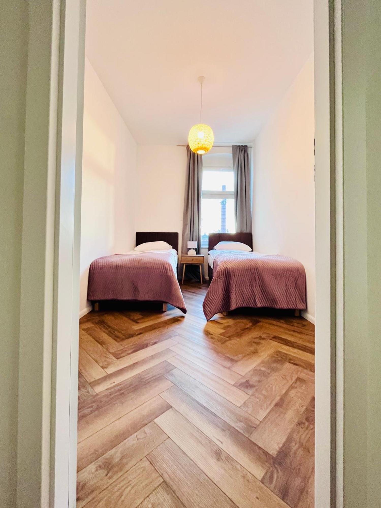 Apartamenty Kamienica Centrum - 1 Maja Любин Экстерьер фото