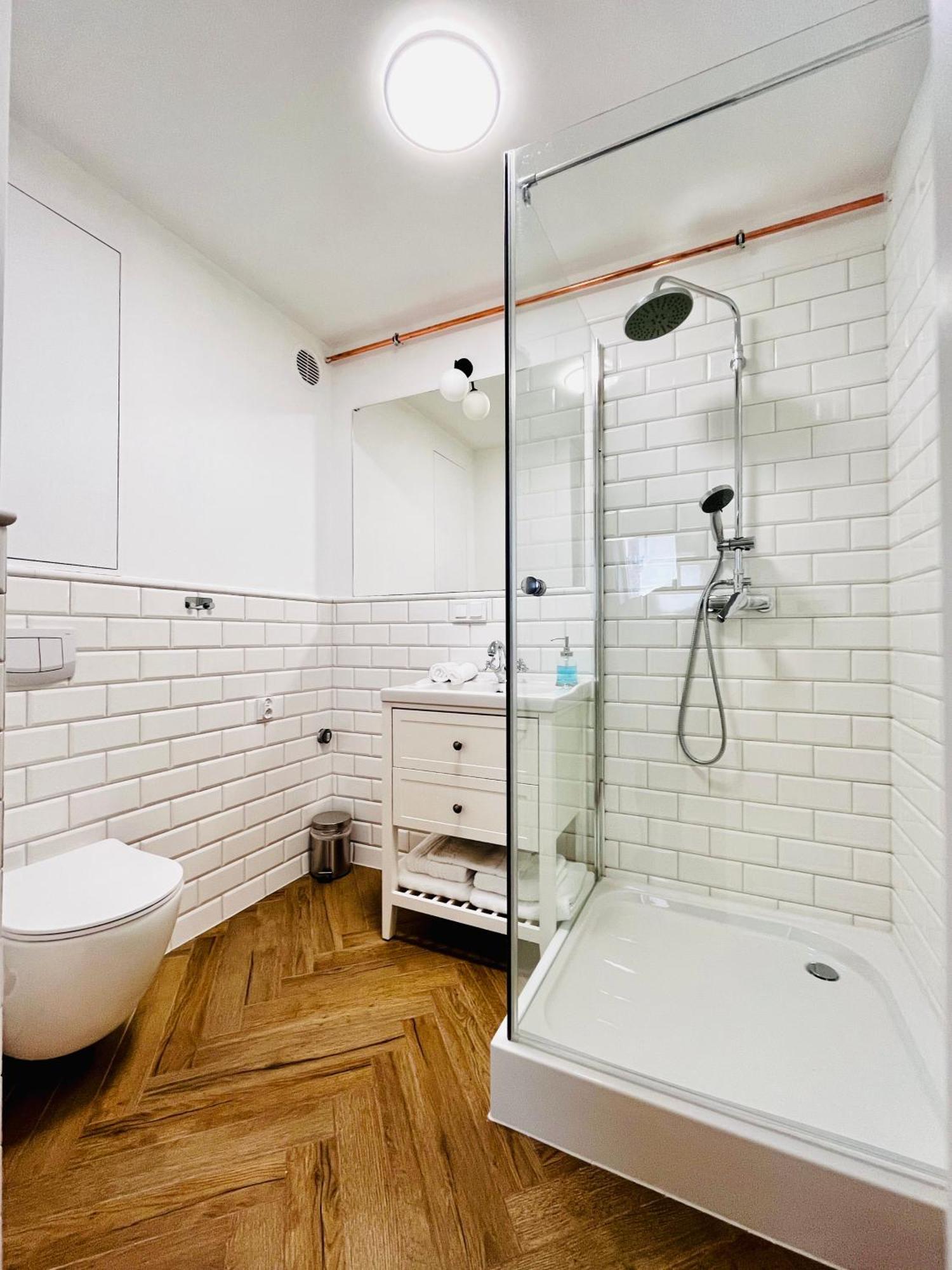 Apartamenty Kamienica Centrum - 1 Maja Любин Экстерьер фото