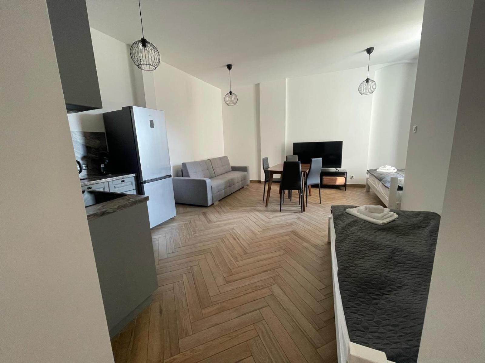 Apartamenty Kamienica Centrum - 1 Maja Любин Экстерьер фото